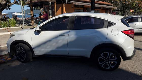 HONDA HR-V 1.8 16V FLEX EX 4P AUTOMÁTICO HONDA HR-V 1.8 16V FLEX EX 4P AUTOMÁTICO